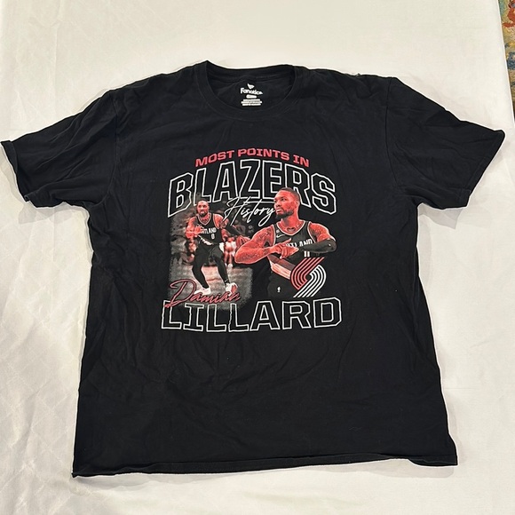 Portland Trail Blazers Damian Lillard All-Time Scoring Leader T tee Shirt XL EUC - Picture 1 of 3